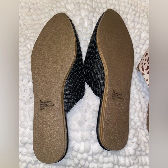 SOLD Women’s Mule Shoes - Picture 2 of 3